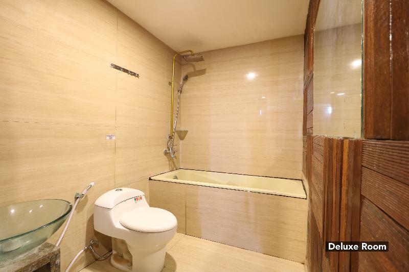 Magnolia Hotel Джакарта Екстериор снимка