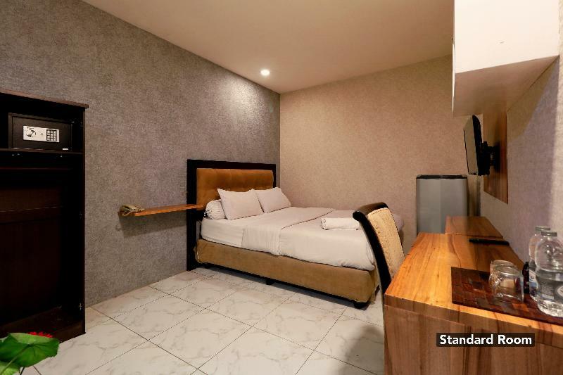 Magnolia Hotel Джакарта Екстериор снимка